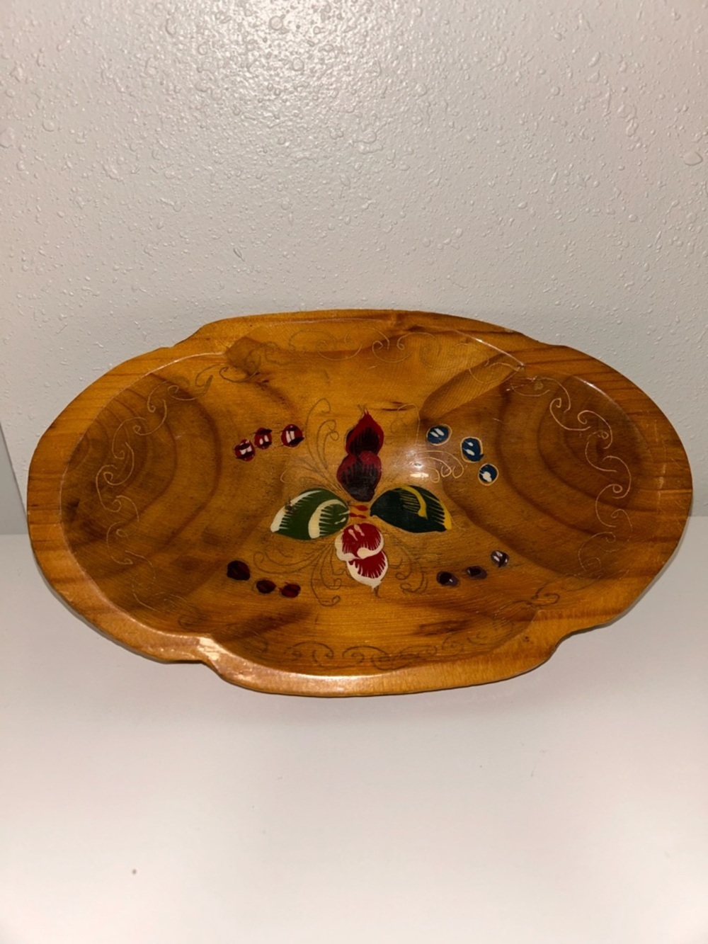 Vintage Batea wood bowl with floral decoration